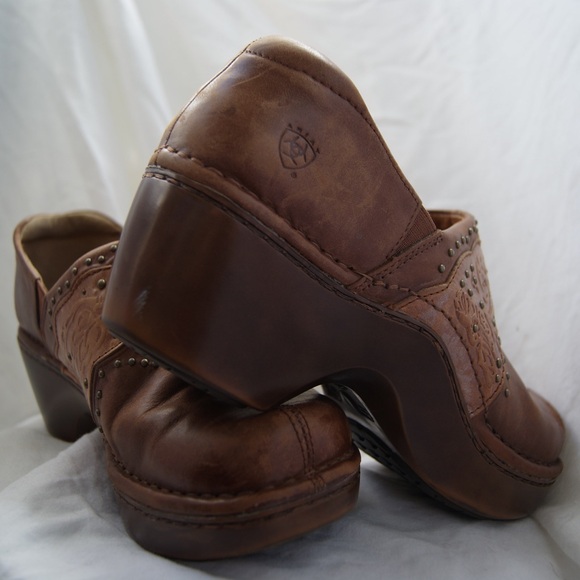 Ariat Women's Brown Leather Embellished Slip-On Clogs - Picture 6 of 11